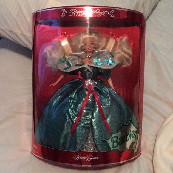 Vintage Holiday Barbie in Original Box 1995 - Picture 1 of 4